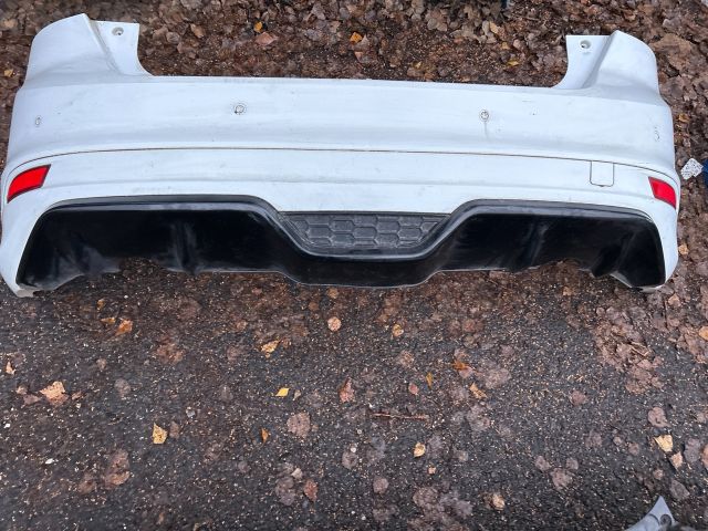 bontott FORD FOCUS III Hátsó Lökhárító (Részeivel)