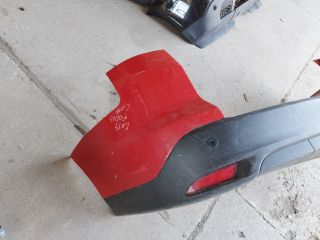 bontott FORD FOCUS III Hátsó Lökhárító (Részeivel)