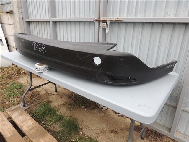 bontott FORD FOCUS III Hátsó Lökhárító (Részeivel)