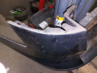 bontott FORD FOCUS III Hátsó Lökhárító (Részeivel)