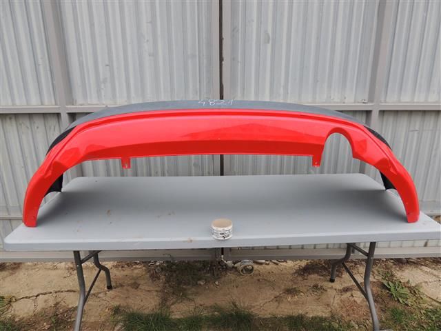 bontott FORD FOCUS III Hátsó Lökhárító (Részeivel)