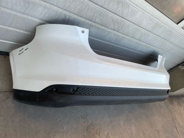 bontott FORD FOCUS III Hátsó Lökhárító (Üresen)