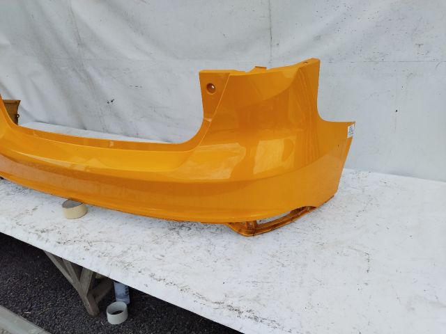 bontott FORD FOCUS III Hátsó Lökhárító (Üresen)