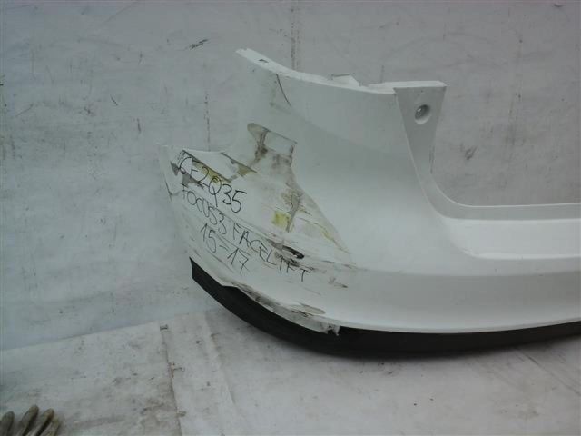 bontott FORD FOCUS III Hátsó Lökhárító (Üresen)