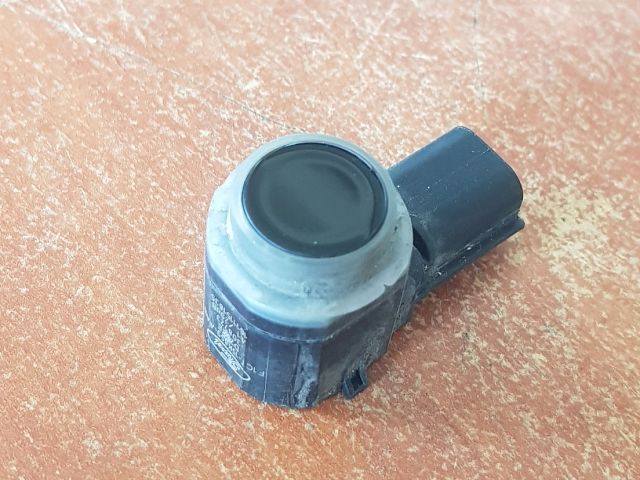 bontott FORD FOCUS III Hátsó Tolatóradar Fej