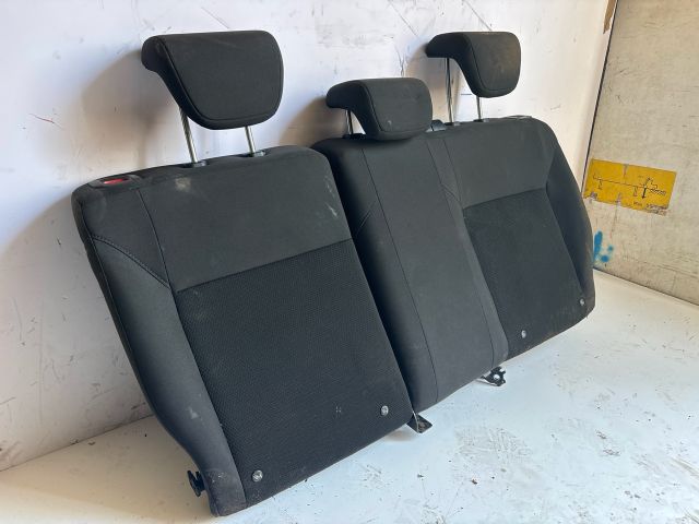 bontott FORD FOCUS III Hátsó Ülés