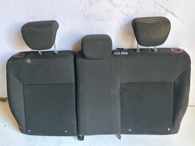 bontott FORD FOCUS III Hátsó Ülés