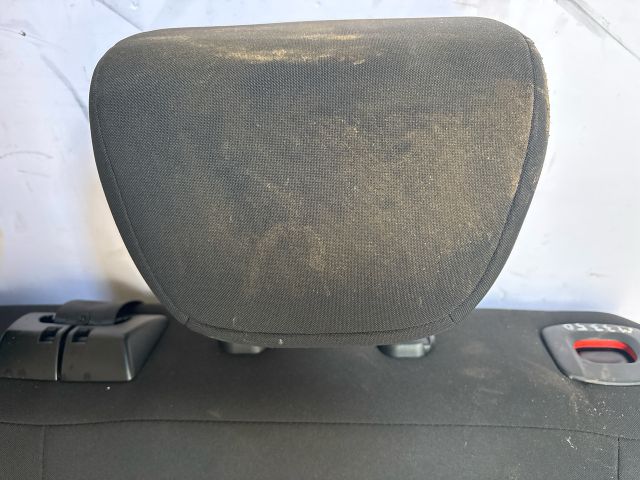 bontott FORD FOCUS III Hátsó Ülés