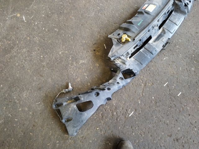 bontott FORD FOCUS III Homlokfal Burkolat