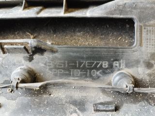 bontott FORD FOCUS III Homlokfal Burkolat