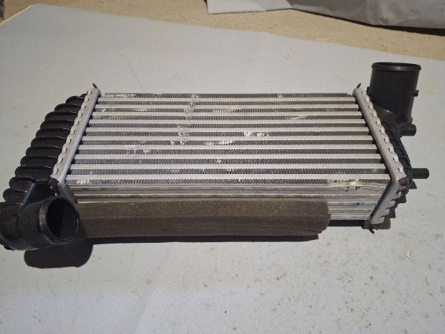 bontott FORD FOCUS III Intercooler