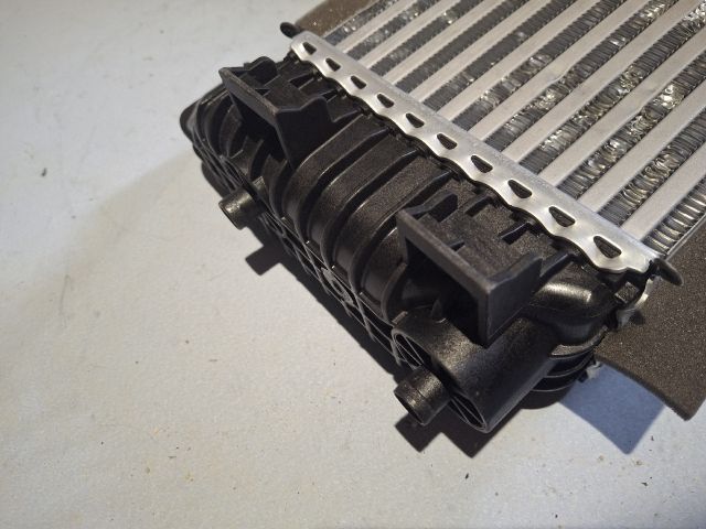 bontott FORD FOCUS III Intercooler