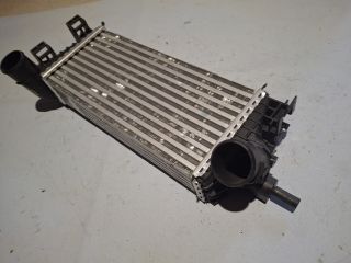 bontott FORD FOCUS III Intercooler