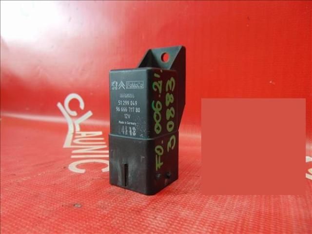 bontott FORD FOCUS III Izzító Relé