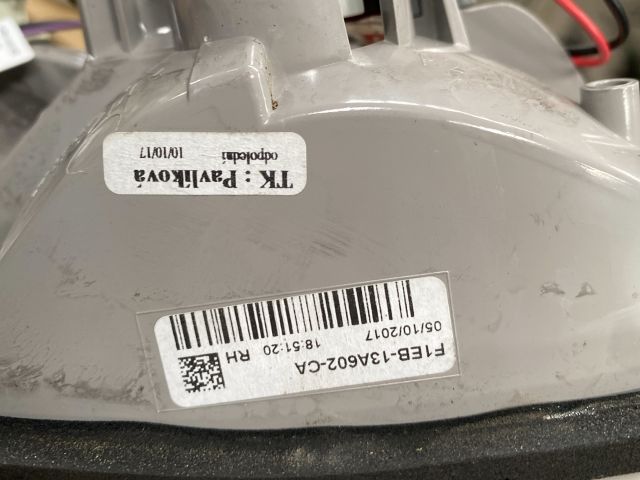 bontott FORD FOCUS III Jobb Belső Hátsó Lámpa