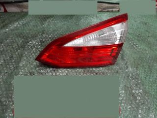 bontott FORD FOCUS III Jobb Belső Hátsó Lámpa