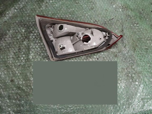 bontott FORD FOCUS III Jobb Belső Hátsó Lámpa