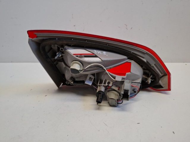 bontott FORD FOCUS III Jobb Belső Hátsó Lámpa