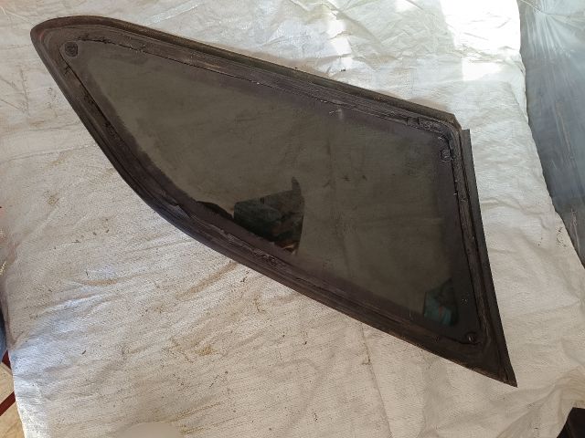 bontott FORD FOCUS III Jobb C Oszlop Oldalablak Üveg