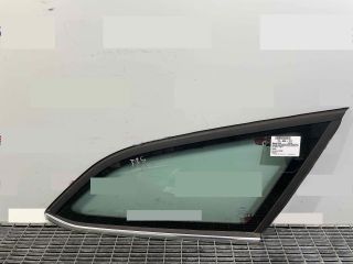 bontott FORD FOCUS III Jobb C Oszlop