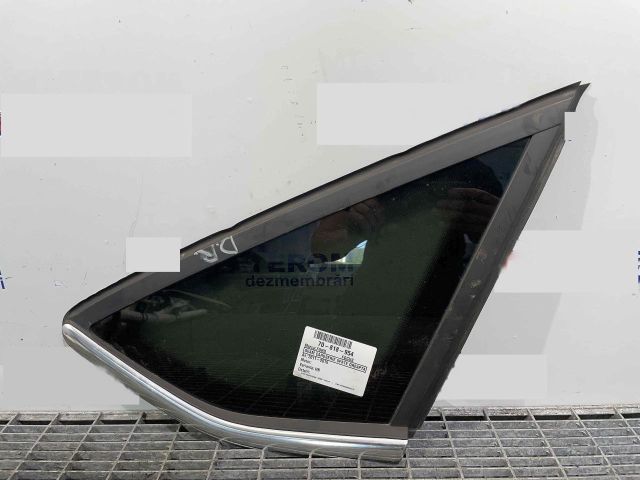 bontott FORD FOCUS III Jobb C Oszlop