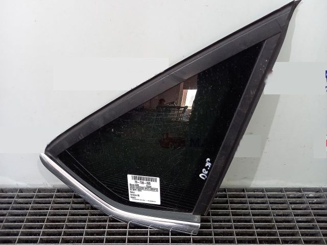 bontott FORD FOCUS III Jobb C Oszlop