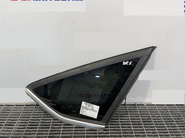 bontott FORD FOCUS III Jobb C Oszlop