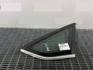 bontott FORD FOCUS III Jobb C Oszlop