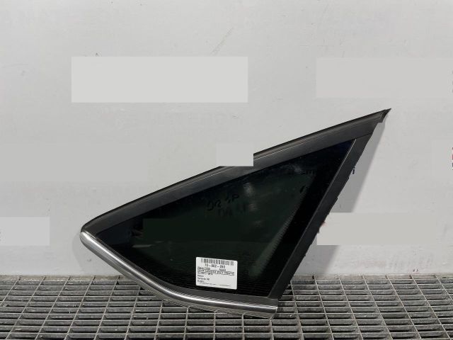 bontott FORD FOCUS III Jobb C Oszlop