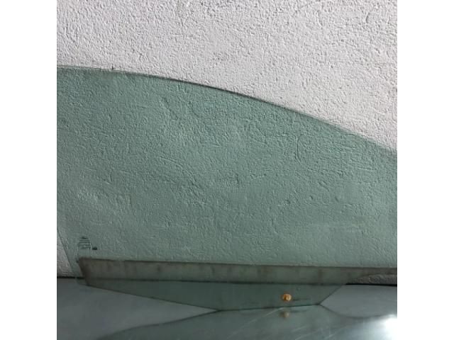 bontott FORD FOCUS III Jobb első Ablak