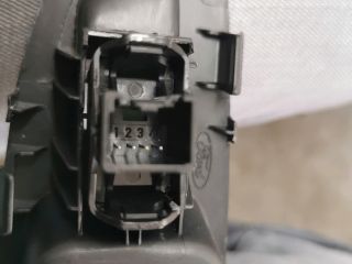 bontott FORD FOCUS III Jobb első Ablakemelő Kapcsoló