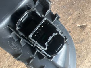 bontott FORD FOCUS III Jobb első Ablakemelő Kapcsoló