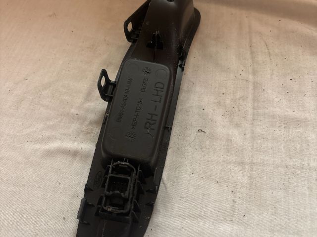 bontott FORD FOCUS III Jobb első Ablakemelő Kapcsoló