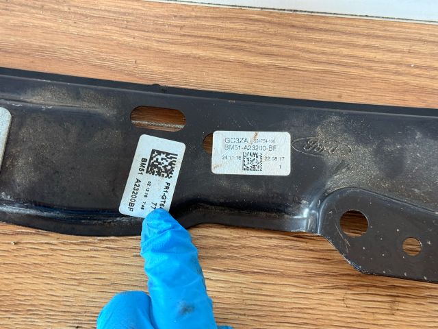 bontott FORD FOCUS III Jobb első Ablakemelő Motor