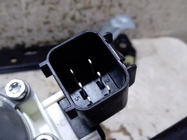 bontott FORD FOCUS III Jobb első Ablakemelő Szerkezet (Elektromos)