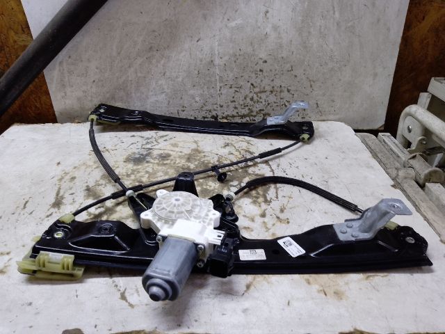 bontott FORD FOCUS III Jobb első Ablakemelő Szerkezet (Elektromos)