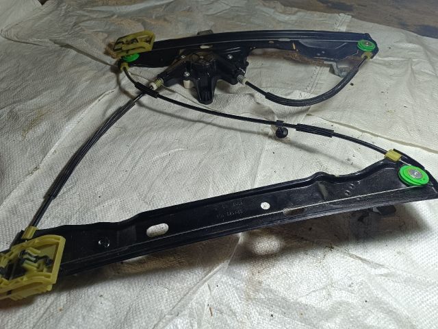 bontott FORD FOCUS III Jobb első Ablakemelő Szerkezet (Elektromos)