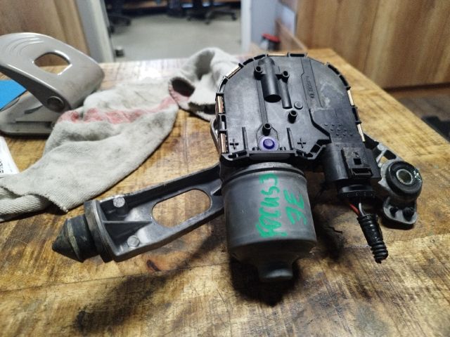 bontott FORD FOCUS III Jobb első Ablaktörlő Motor