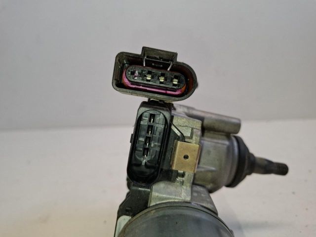 bontott FORD FOCUS III Jobb első Ablaktörlő Motor