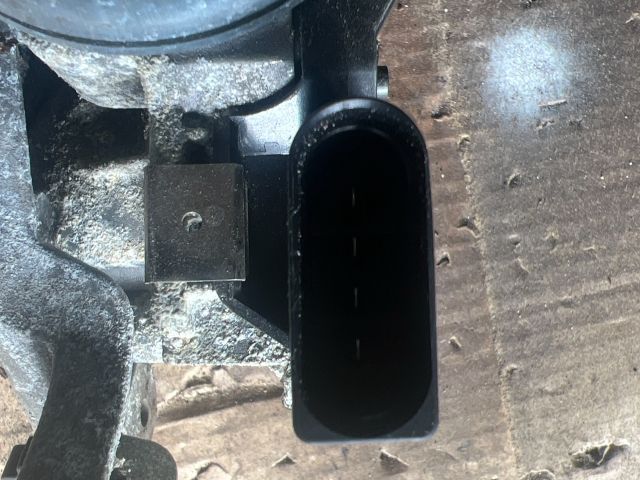 bontott FORD FOCUS III Jobb első Ablaktörlő Motor