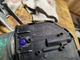 bontott FORD FOCUS III Jobb első Ablaktörlő Motor