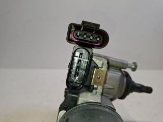 bontott FORD FOCUS III Jobb első Ablaktörlő Motor