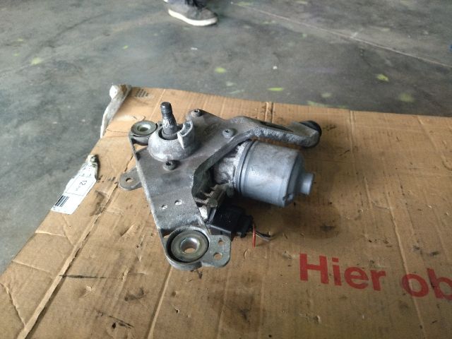 bontott FORD FOCUS III Jobb első Ablaktörlő Motor