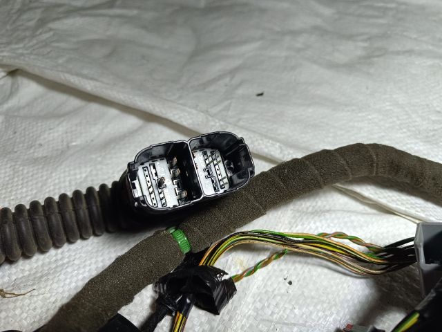 bontott FORD FOCUS III Jobb első Ajtó Kábelköteg