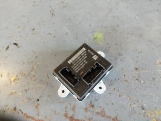 bontott FORD FOCUS III Jobb első Ajtó Vezérlőegység