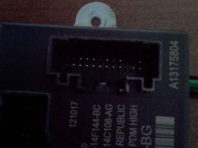 bontott FORD FOCUS III Jobb első Ajtó Vezérlőegység