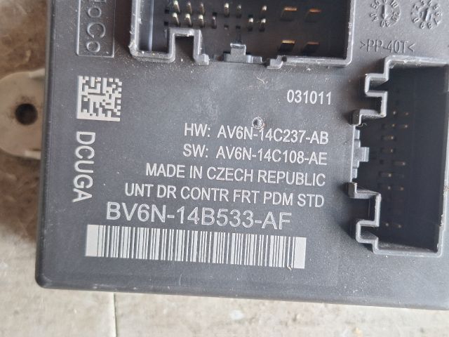 bontott FORD FOCUS III Jobb első Ajtó Vezérlőegység