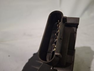 bontott FORD FOCUS III Jobb első Ajtózár