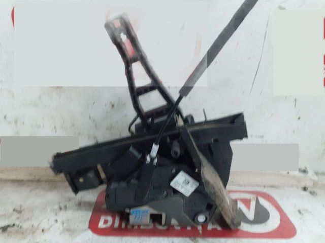 bontott FORD FOCUS III Jobb első Ajtózár