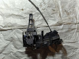 bontott FORD FOCUS III Jobb első Ajtózár